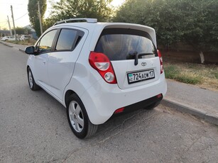 продается-chevrolet-spark