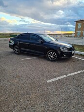 volkswagen-jetta-2015г