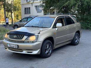 toyota-harrier-в-хорошем-состоянии