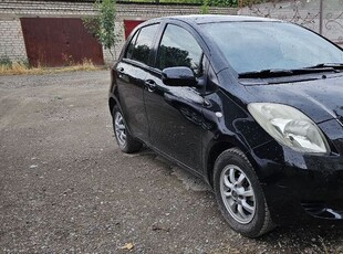 toyota-yaris-2006