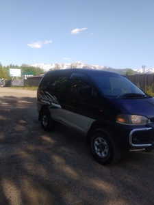 Продам Mitsubishi delica