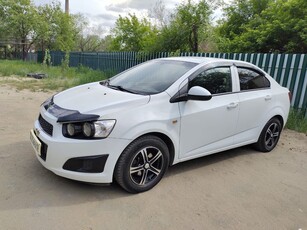 продам-автомобиль-chevrolet-aveo