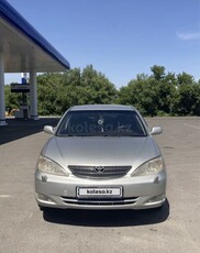 продается-toyota-camry-30-европеец.