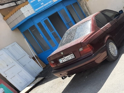 Продам машину BMW