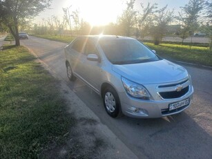 chevrolet-cobalt-2022-г.