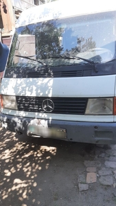 Продам Mercedes- BENZ MB 100