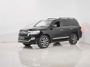 toyota-land-cruiser-4.6-at-(309-л.-с.)-люкс-ml-(7-мест)