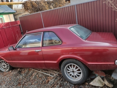 Форд таунус 1975 года ретро в хорошем состоянии для 48 летнего авто
