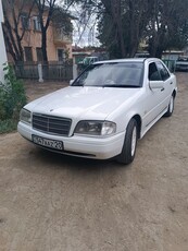 продам-mercedes-benz-c180