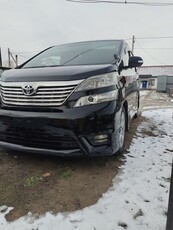 продам-минивэн-toyota