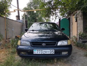 toyota-carina-e-1.8л-сатылады