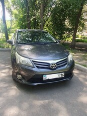 продам-toyota-avensis