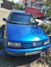 vw-vento-1.8----.