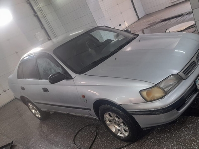 Продам Carina E Toyota