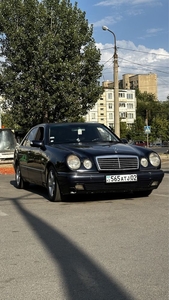 Mercedes benz w210, e280