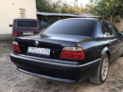 BMW e38 продам