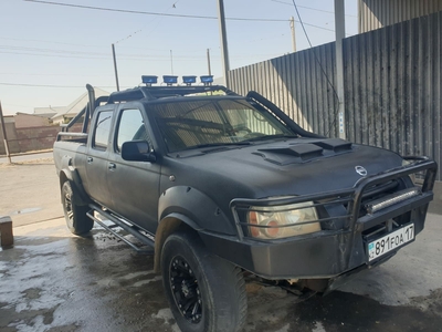 Nissan Frontier 2001 года (газ+бензин)