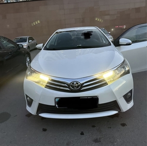 Продам машину Toyota Corolla 2014г