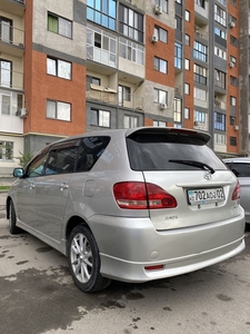 Продам Toyota IPsum