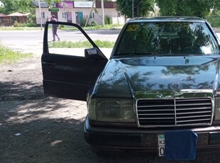 mercedes-benz-w124