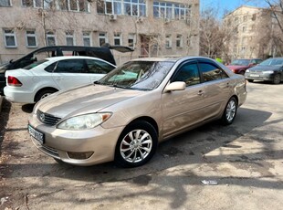 toyota-camry-2006