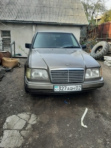 Продам автомобиль DAIMLER BENS