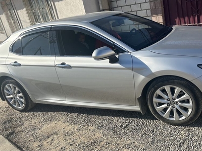 Продам машину Toyota camry 70. Тойота камри 70