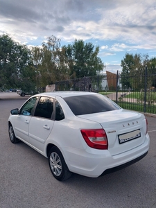 Автомобиль Chevrolet Captiva