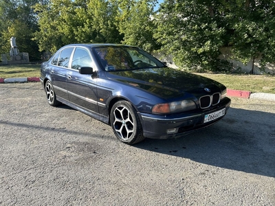 Продается Bmw 525 2,8.