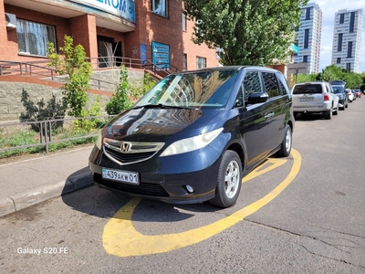 Honda Elysion 2004 | В аренду