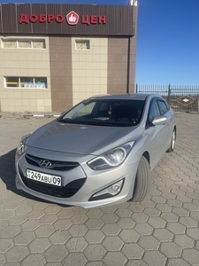 Бизнес Hyundai i40 2014 родной окрас , в идеале