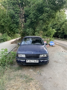 Opel vectra 1.6 седан