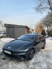 срочно продаю hyundai elantra lux