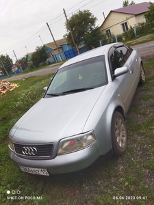 Автомобиль Audi A6