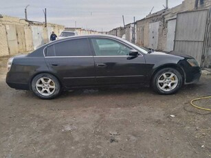 nissan-altima-2004г