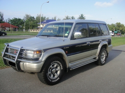 Mitsubishi pajeo 2(ЧИТАЙТЕ ОПИСАНИЕ)