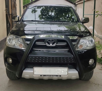 Toyota Fortuner Тойота Фортунер