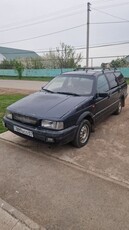 продам-volkswagen-passat-b3-universal-1991