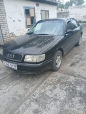 продам-автомобиль-ауди-100