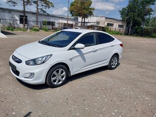 продам-hyundai-accent