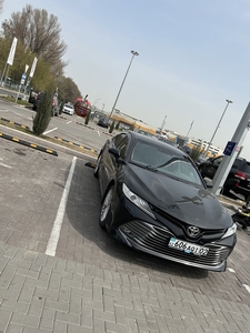 Toyota Camry сатылады