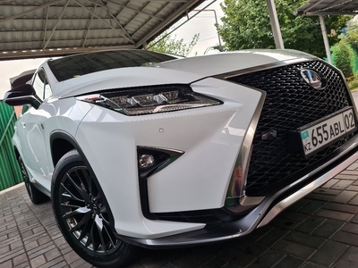 Lexus R200t 2018 г 4 WD