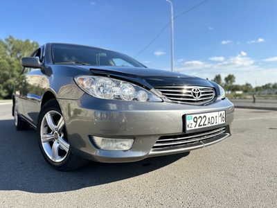 Toyota Camry 35 2005 года