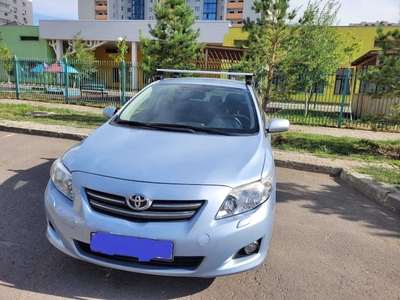 Автомобиль Toyota Corolla