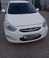 продам-hyundai-solaris