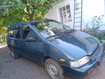 Продам Nissan Prairie 1994 г.