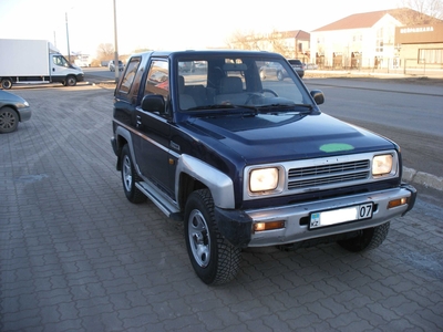 Японский рамный джип Daihatsu Feroza