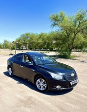 продам--chevrolet-cruze-2010года-машина-в-хорошем-состоянии