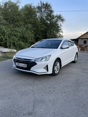 продам-hyundai-elantra-2020