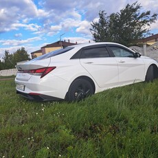 продам-hyundai-elantra